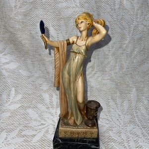 Depose Italy Figurine 463 Woman with Mirror vintage